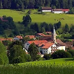 Gemuetliche Mit Garten In * Zenting